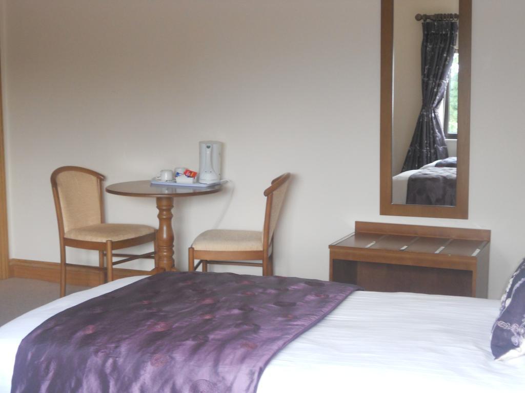 B&B The Silver Eel Strokestown Oda fotoğraf