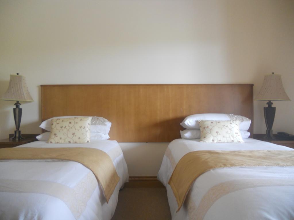 B&B The Silver Eel Strokestown Oda fotoğraf