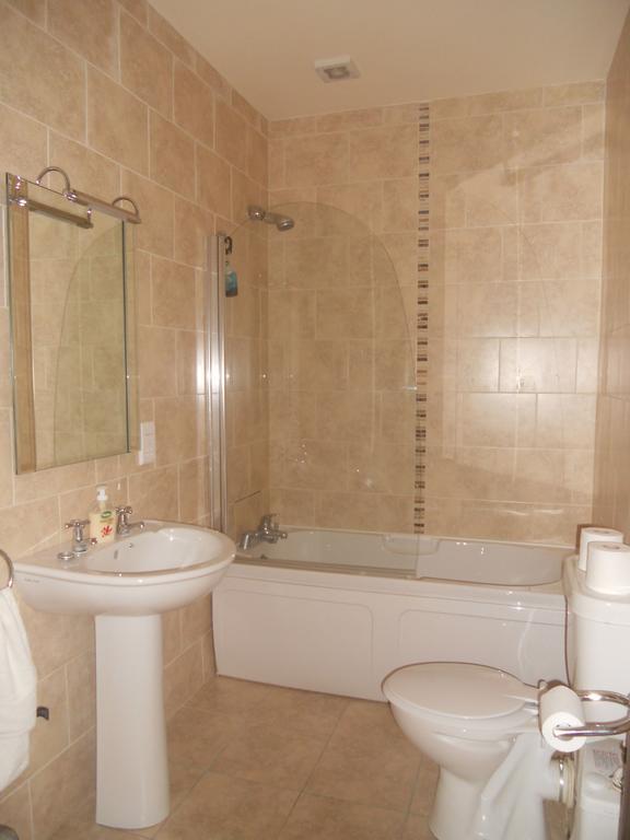 B&B The Silver Eel Strokestown Oda fotoğraf